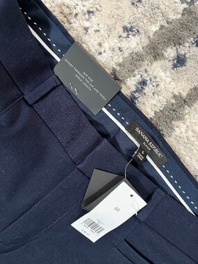 Banana Republic Sloan Pants, Navy Blue color, Never worn